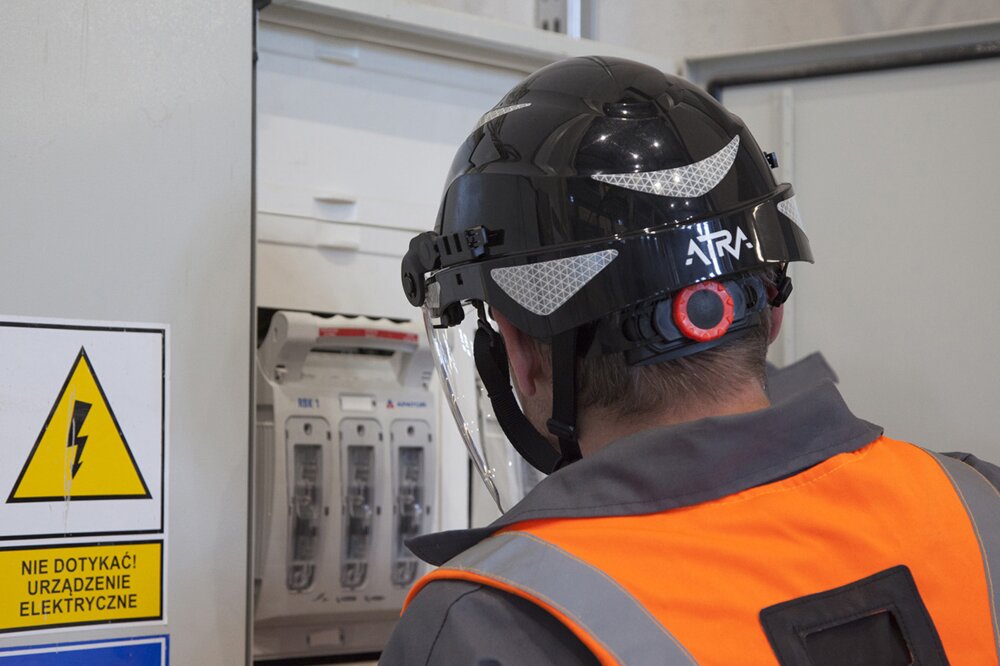 ATRA S20 Face shield protecting against electric arc Class 1 (4 kA/0,5s)