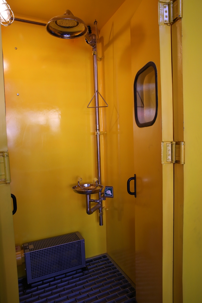 Cabin Emergency Shower &amp; Eye Wash, Type ESW-CMO/CMI