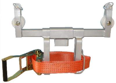 POT150 Lifting bracket that can be positioned on top of poles
