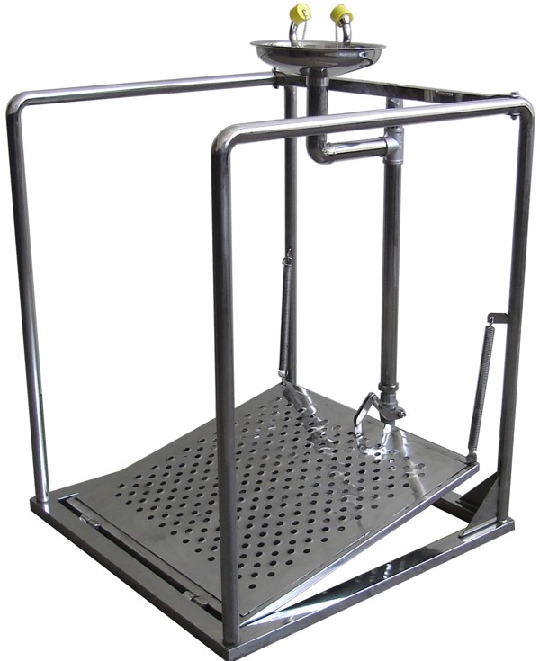 Eye/Face Wash, ISTEC Type EW, Pedestal with Support Control, Paltform Operated